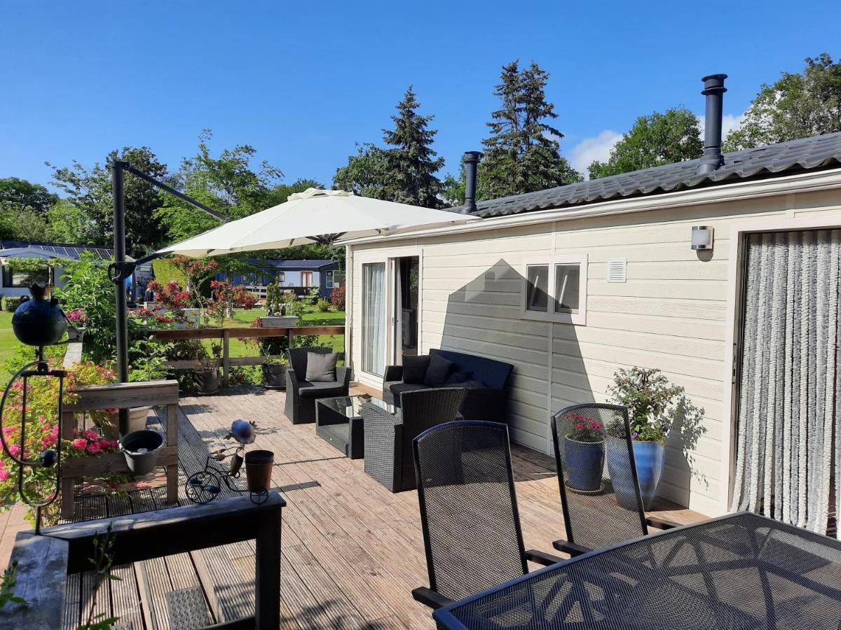 Chalet De Huismus Rijs Exteriör bild