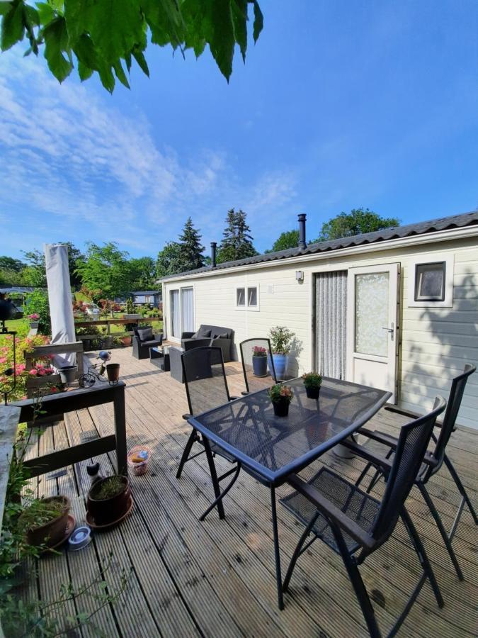 Chalet De Huismus Rijs Exteriör bild